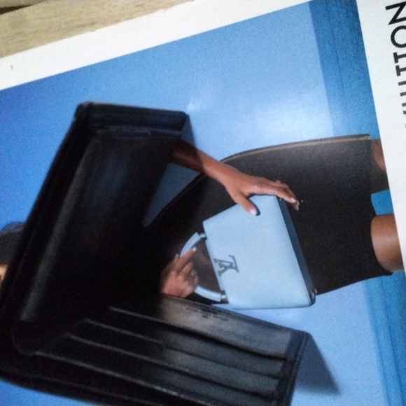 LOUIS VUITTON: "2005"; PORTEFEUILLE MARCO BIFOLD NOMADE LEATHER WALLET, #AR0065. - Picture 12 of 12